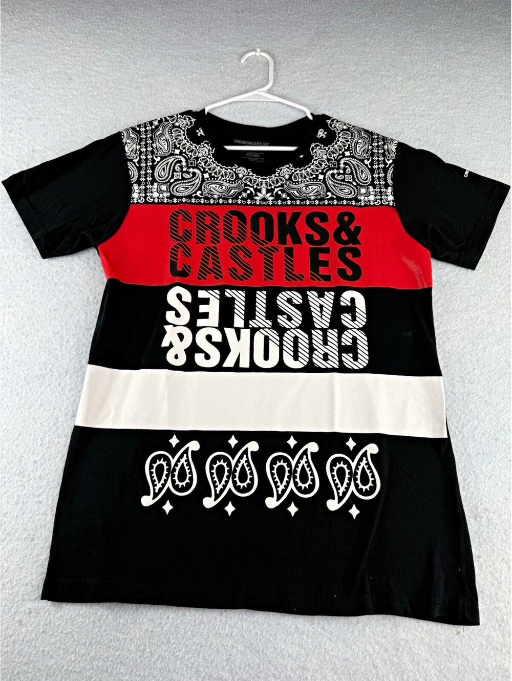 Crooks & Castles Graphic Logo Bandana Print Crew Neck Tee L Black Red White